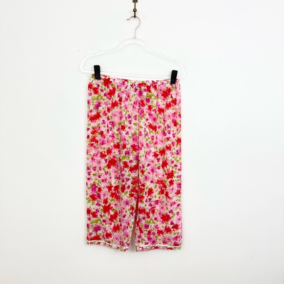 Morgan Taylor Intimates Pink Floral Capri Pajama Set - Picture 5 of 5